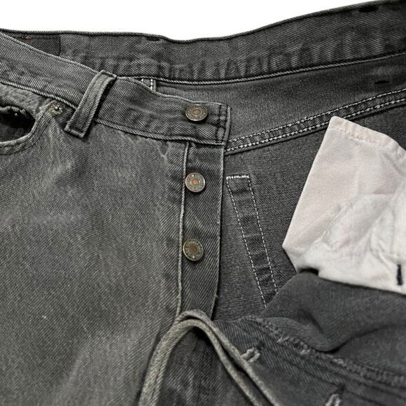 Levi’s 501 Faded Black USA Distressed Jeans - Picture 9 of 11